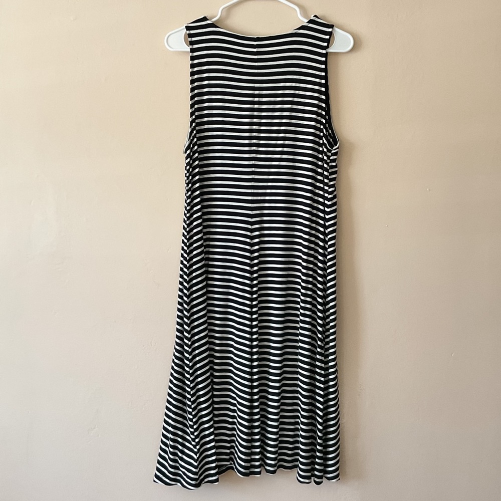 Old Navy Striped Dress - Picture 7 of 9